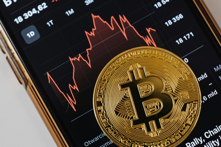 Bitcoin Soars Beyond $72,000, Becomes 8th Largest Financial Asset