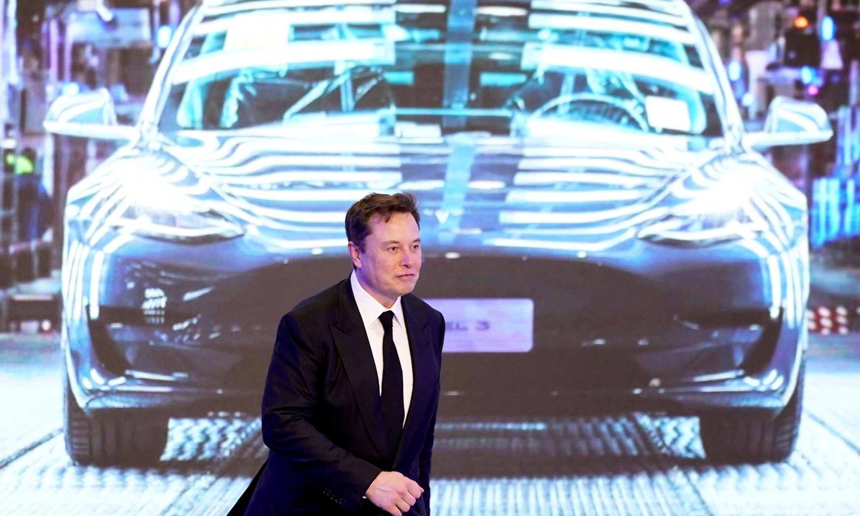 Elon Musk Announces Over 10% Layoffs of Tesla Workforce Globally