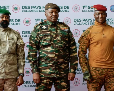 Interim President of Mali Colonel Assimi Goita (L), head of military junta in Niger Abdourahamane Tchiani (C) and Interim leader of Burkina Faso Ibrahim Traore (R) - BBC