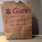 TANTV: Shoppers across MoCo & PG County are calling out Giant Food over fragile, handle-free paper bags that rip under ordinary weight.